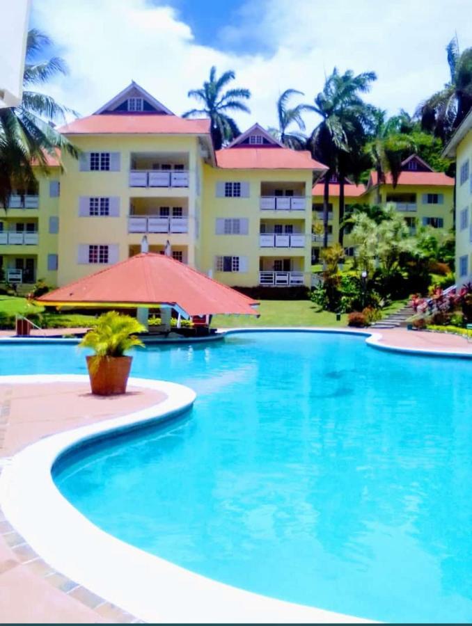 Lulu Bell Mystic Ridge @73 Apartment. Ocho Rios Exterior photo